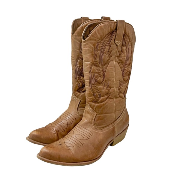 Coconuts by Matisse Shoes Coconutsgaucho Two Tone Cowboy Boots